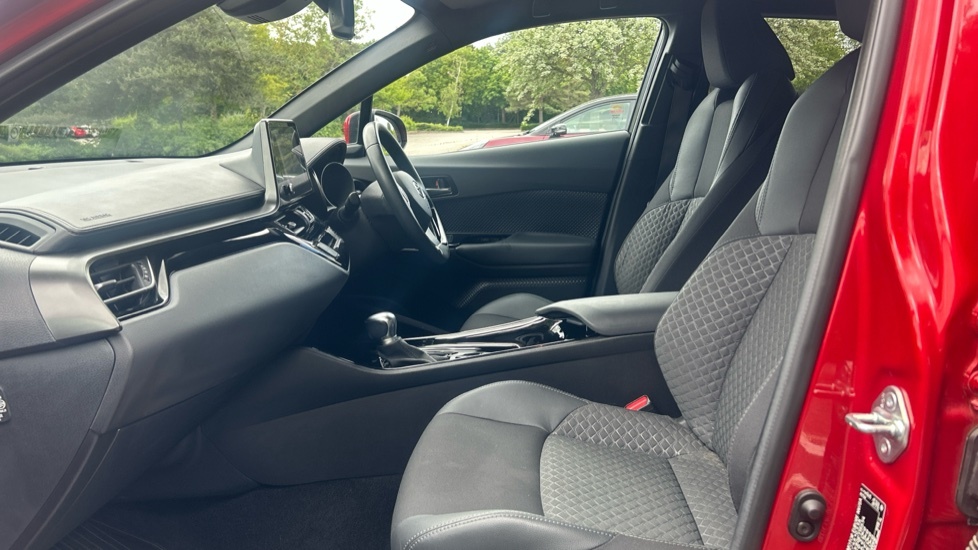 Toyota C-Hr 2.0 Vvt-h Design Cvt Euro 6 Ss Red #5