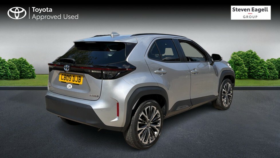 Toyota Yaris Cross 1.5 Vvt-h Excel Suv Hybrid E-cvt Euro 6 Silver #2