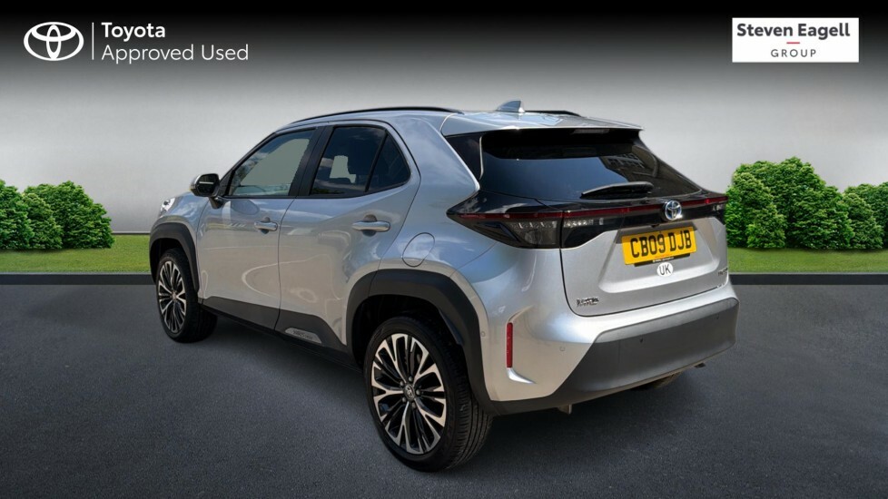 Toyota Yaris Cross 1.5 Vvt-h Excel Suv Hybrid E-cvt Euro 6 Silver #4
