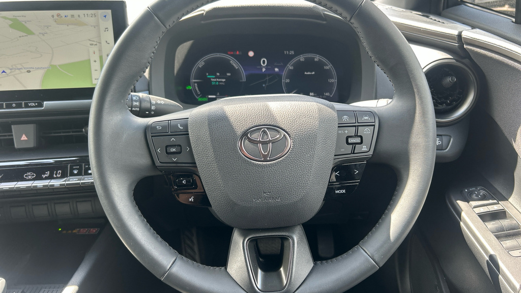 Toyota C-Hr Design White #10