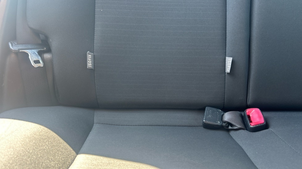 Toyota Yaris Hatchback 201564 #14