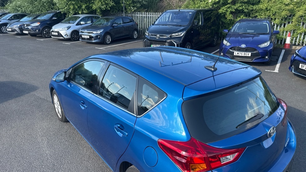 Toyota Auris Hatchback Blue #29