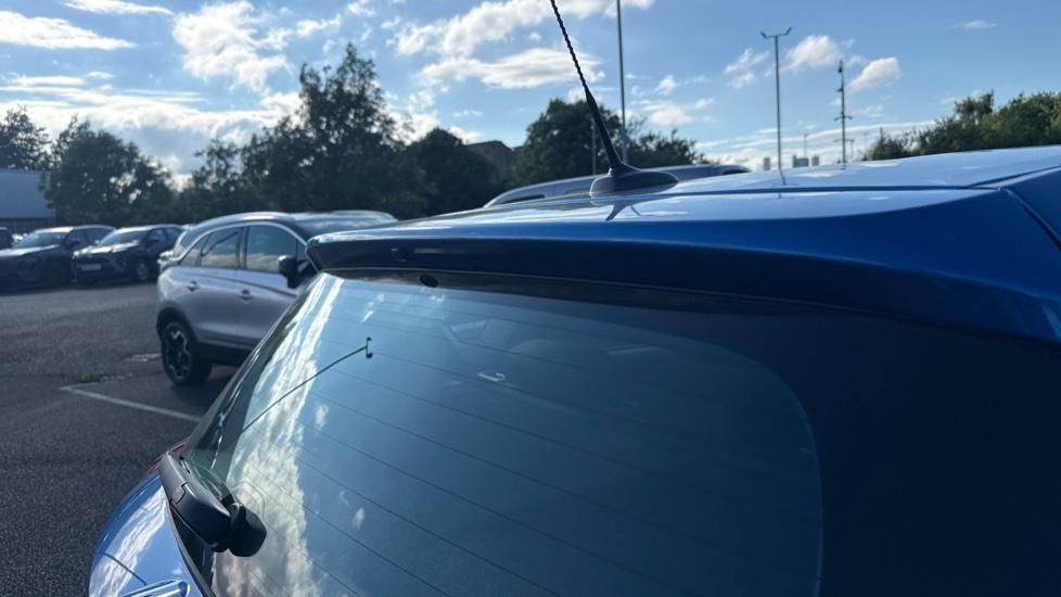 Toyota Auris Hatchback Blue #31