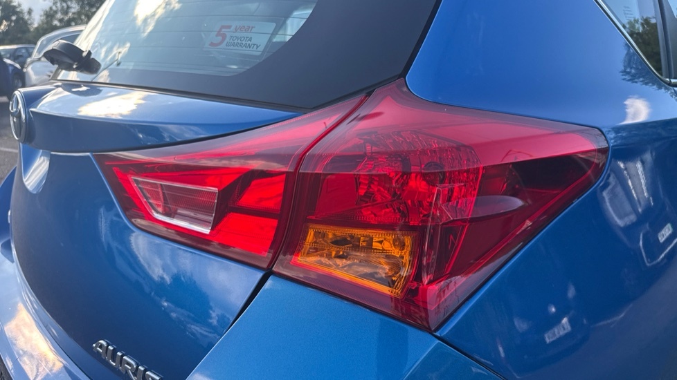 Toyota Auris Hatchback Blue #21