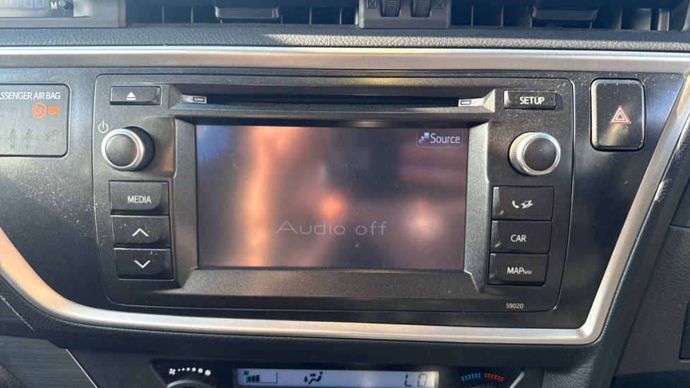 Toyota Auris Hatchback Blue #9