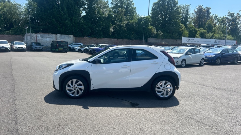 Toyota Aygo X 1.0 Vvt-i Edge Black #24