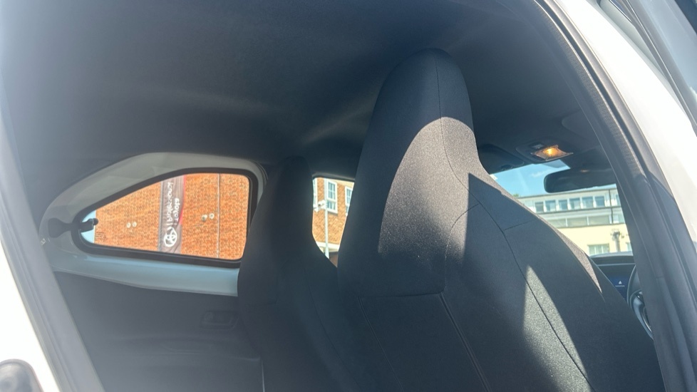 Toyota Aygo X 1.0 Vvt-i Edge Black #19