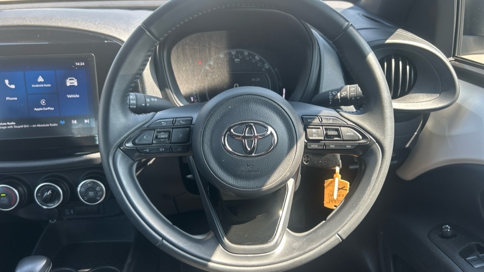 Toyota Aygo X 1.0 Vvt-i Edge Black #10