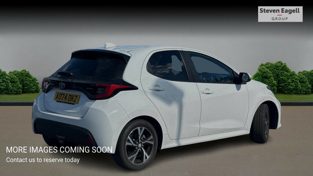 Toyota Yaris Excel Black #4