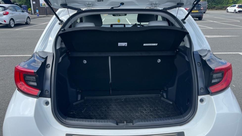 Toyota Yaris Hatchback Black #13