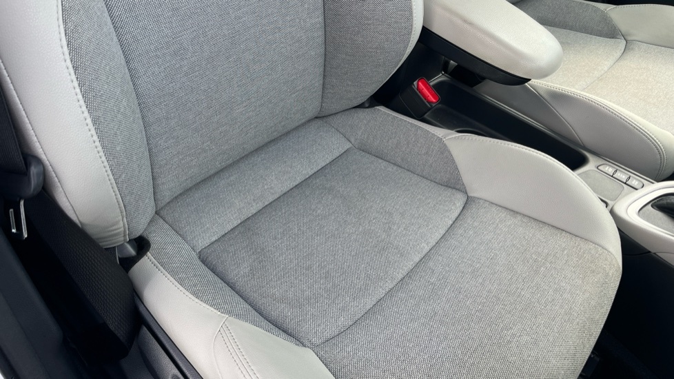 Toyota Yaris Hatchback Black #17