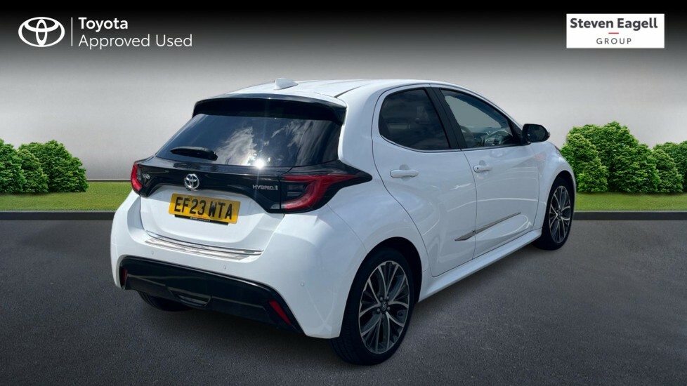 Toyota Yaris 1.5 Vvt-h Excel E-cvt Euro 6 Ss White #2
