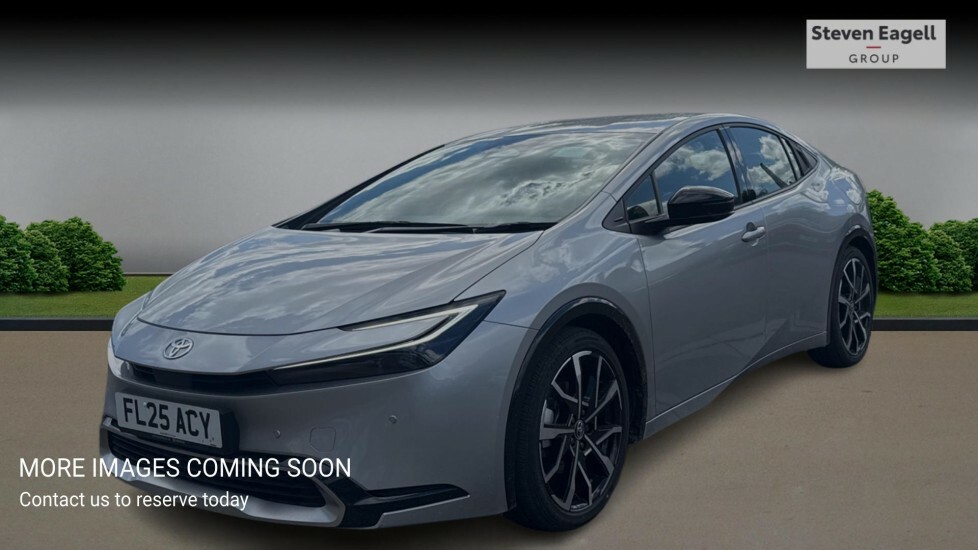 Toyota Prius 2.0 13.6Kwh Excel Hatchback Plug-in Hyb Silver #3