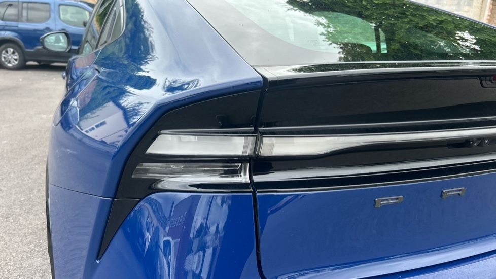 Toyota Prius 2.0 Phev Excel Cvt Yellow #21