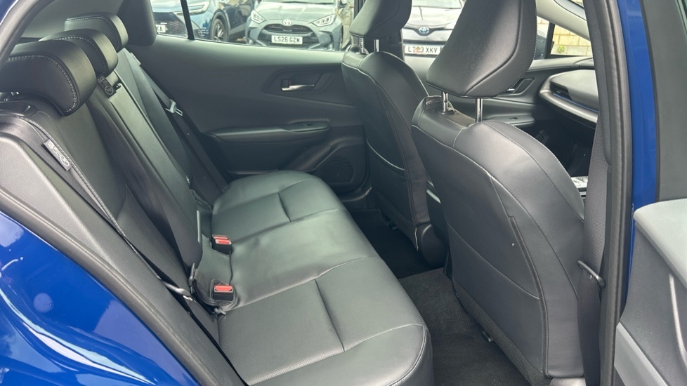 Toyota Prius 2.0 Phev Excel Cvt Yellow #8