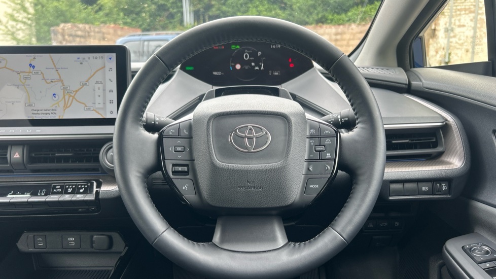 Toyota Prius 2.0 Phev Excel Cvt Yellow #10