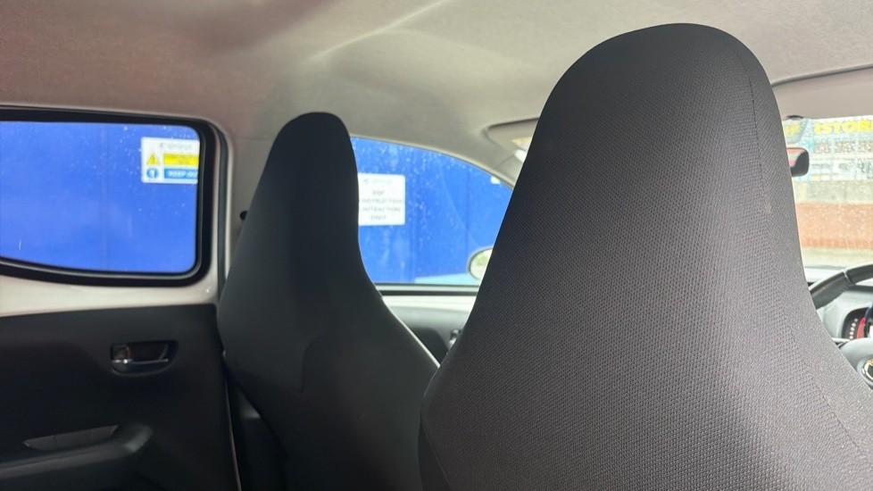 Toyota Aygo Hatchback #19