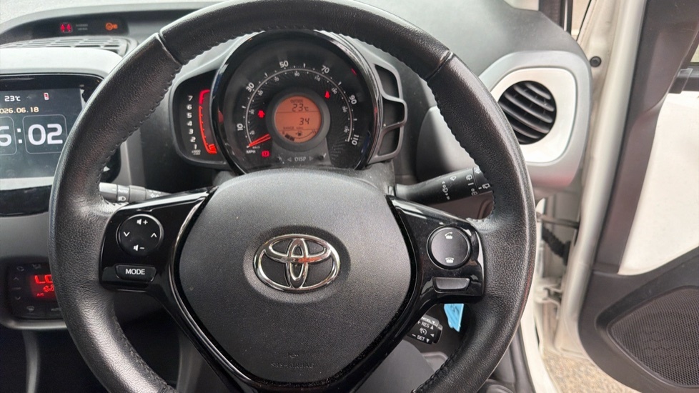 Toyota Aygo Hatchback #10
