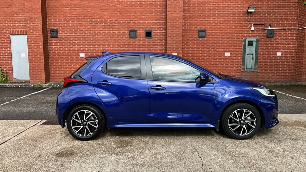 Toyota Yaris Hatchback  #23