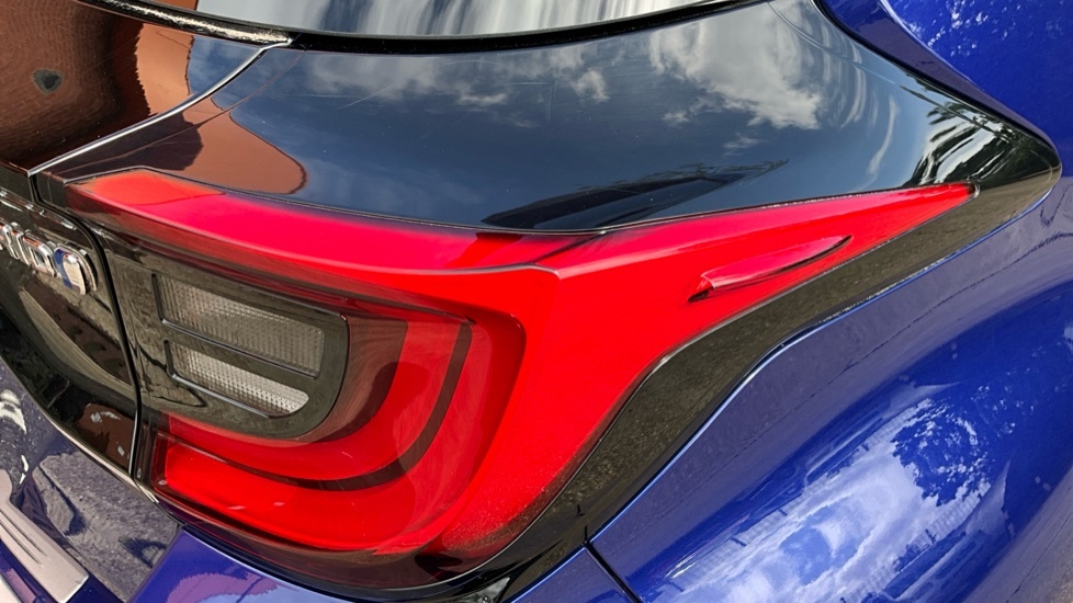 Toyota Yaris Hatchback  #21