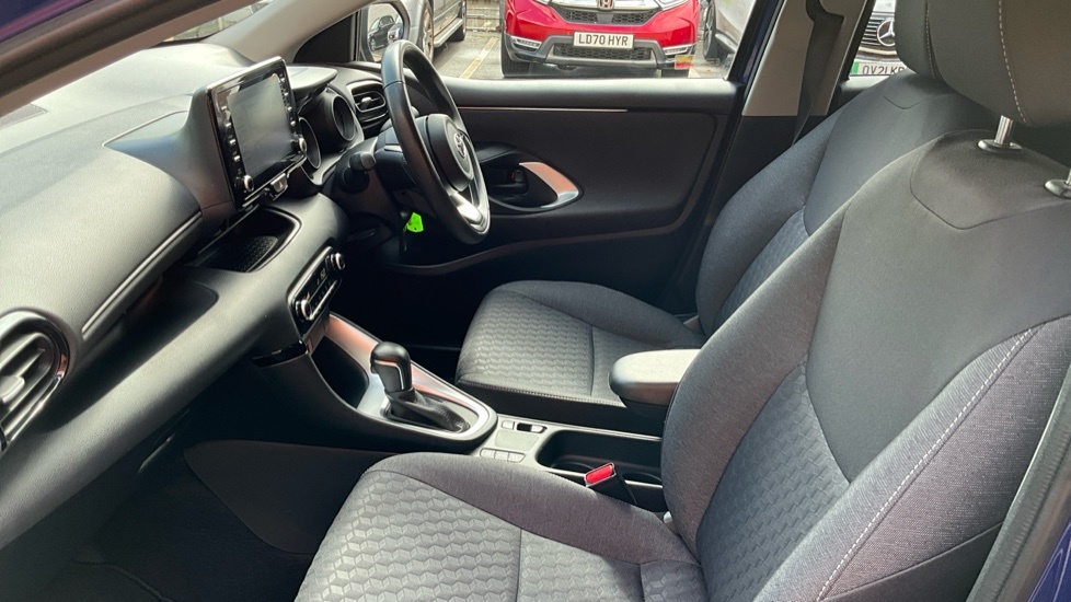 Toyota Yaris Hatchback  #5
