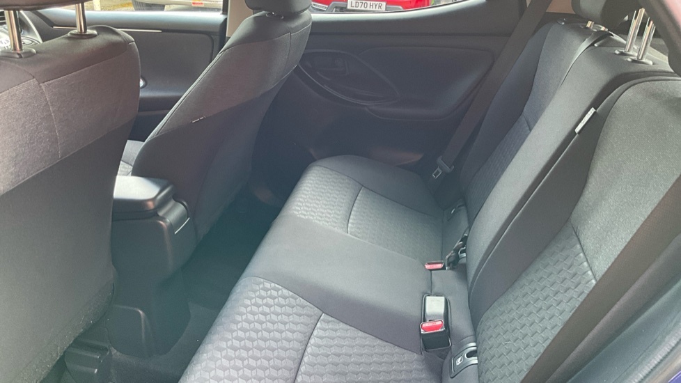 Toyota Yaris Hatchback  #15