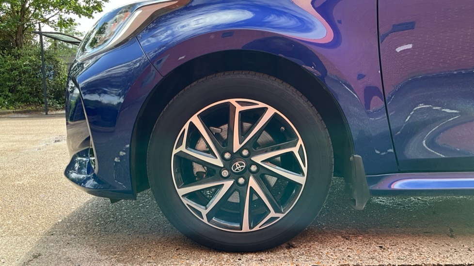 Toyota Yaris Hatchback  #25