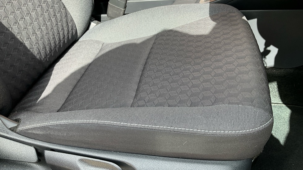 Toyota Yaris Hatchback  #17