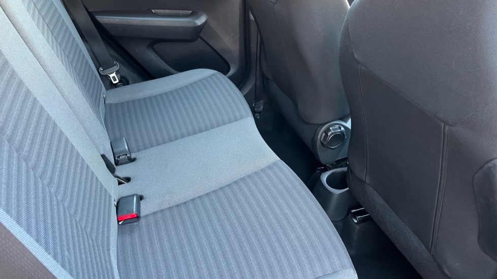 Toyota Aygo Hatchback #8