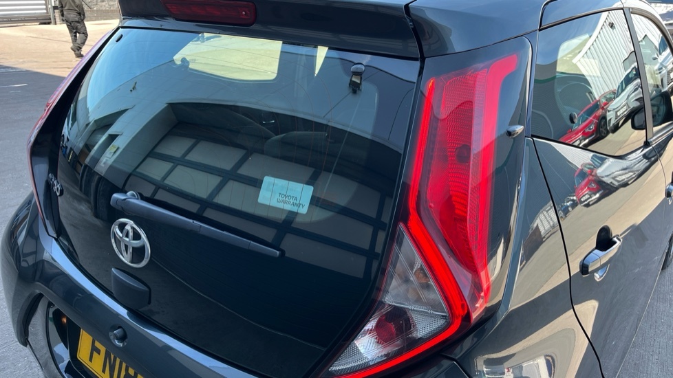 Toyota Aygo Hatchback #21