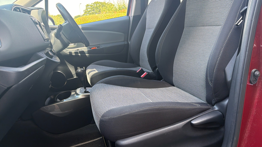 Toyota Yaris Hatchback  #17