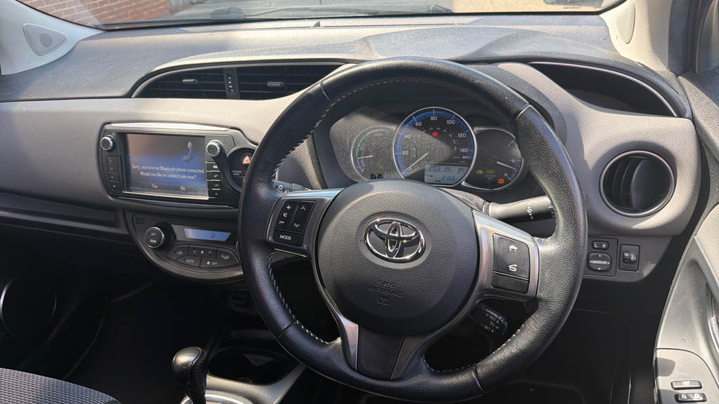 Toyota Yaris Hatchback  #10
