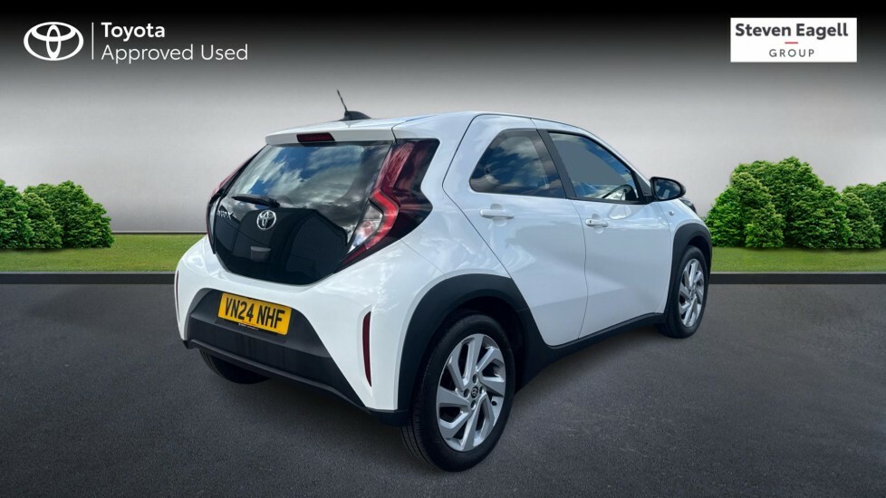 Toyota Aygo X 1.0 Vvt-i Pure Euro 6 Ss White #2