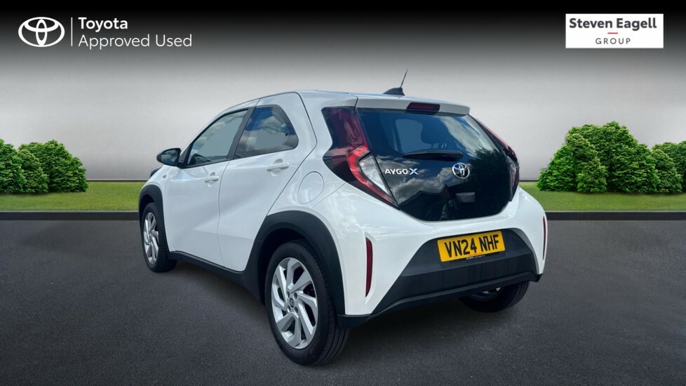Toyota Aygo X 1.0 Vvt-i Pure Euro 6 Ss White #4