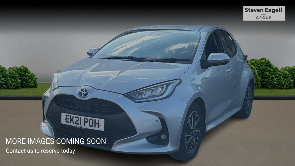 Toyota Yaris Dynamic Hatchback 1.5 Hybrid  #3