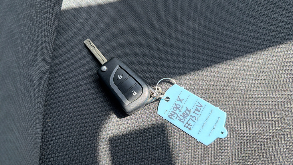 Toyota Aygo X Pure Automatic White #28