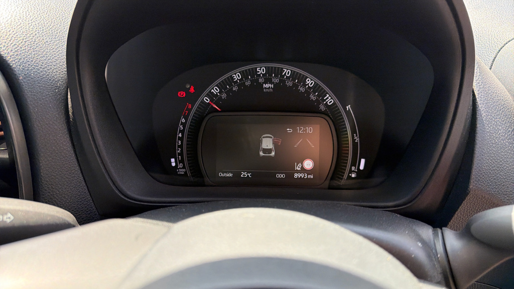 Toyota Aygo X Pure Automatic White #11