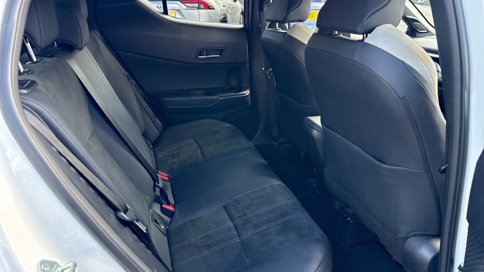 Toyota C-Hr Excel Silver #8