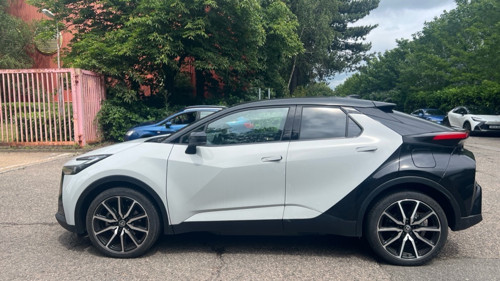 Toyota C-Hr Excel Grey #24