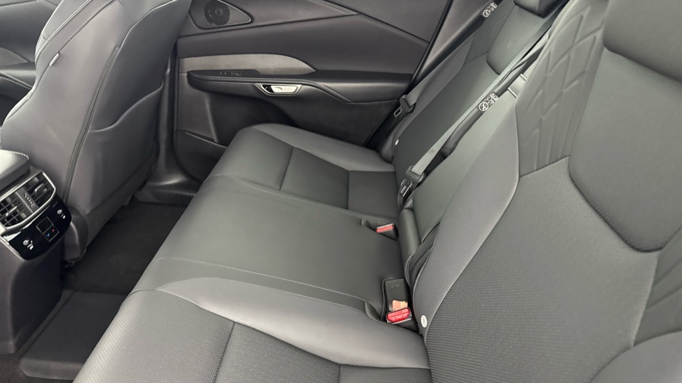 Lexus RX Rx 450H Takumi Phev Cvt Red #14