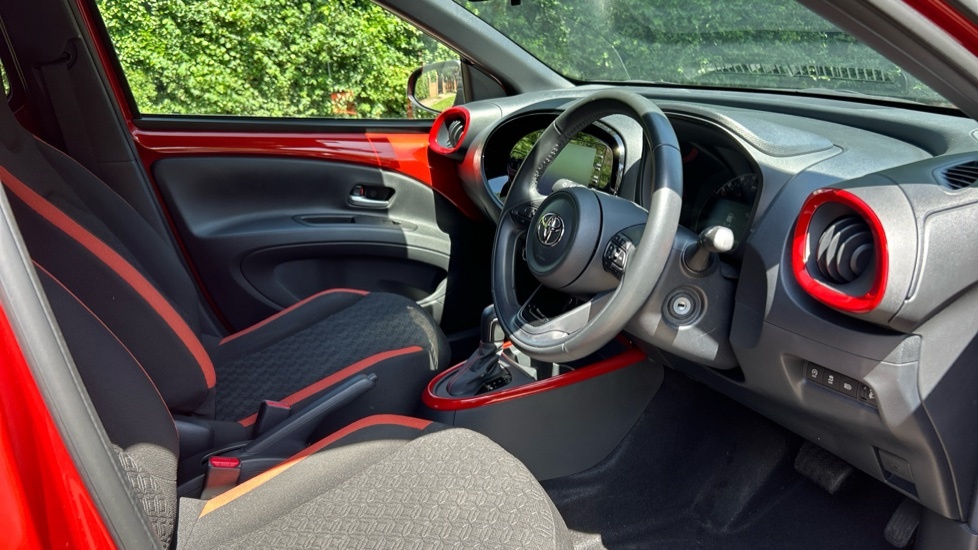 Toyota Aygo X Edge Parking Pack Beige #12
