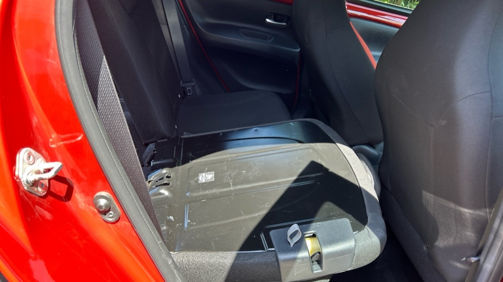 Toyota Aygo X Edge Parking Pack Beige #18