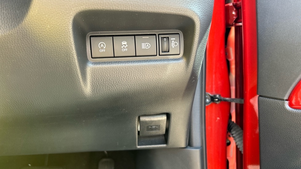 Toyota Aygo X Edge Parking Pack Beige #34