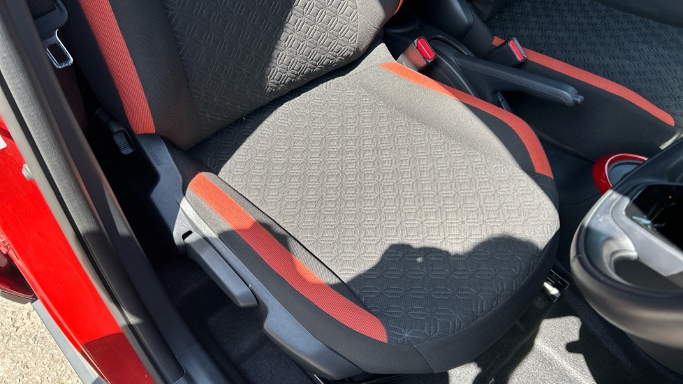 Toyota Aygo X Edge Parking Pack Beige #17