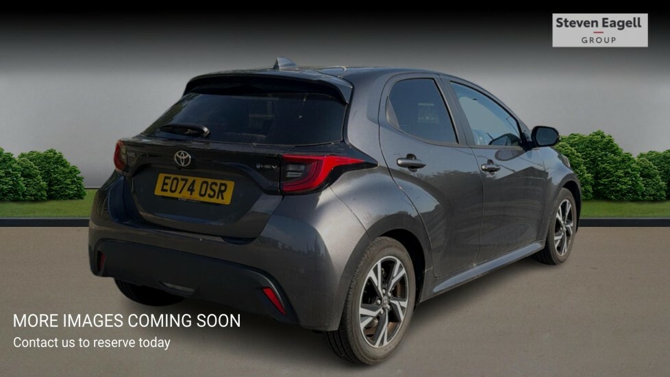 Toyota Yaris 1.5 Vvt-h Design Hatchback Hybrid E-cvt EO74OSR Grey #4
