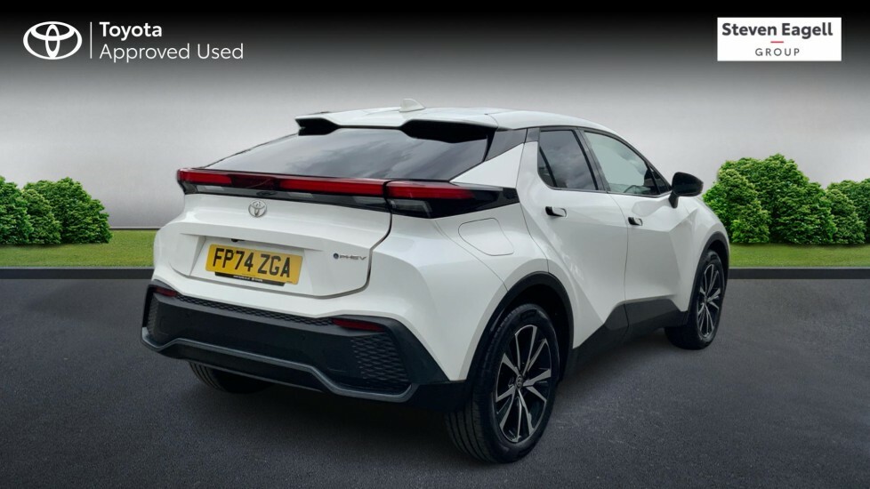 Toyota C-Hr 2.0 Vvt 13.6Kwh Design Suv Plug-in Hybr White #2