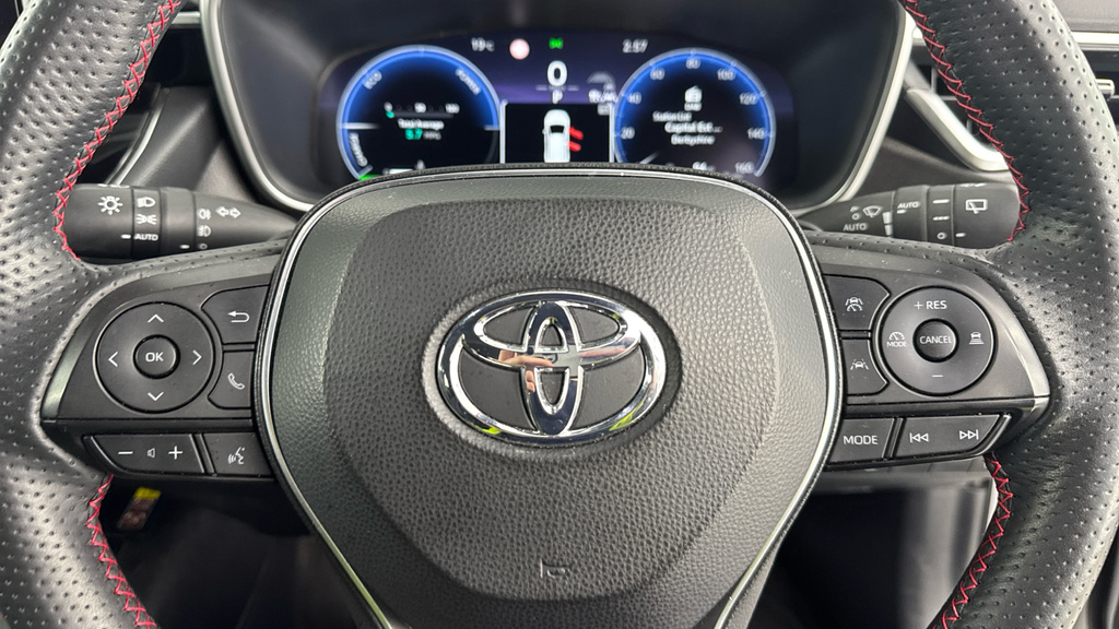 Toyota Corolla Active Black #8