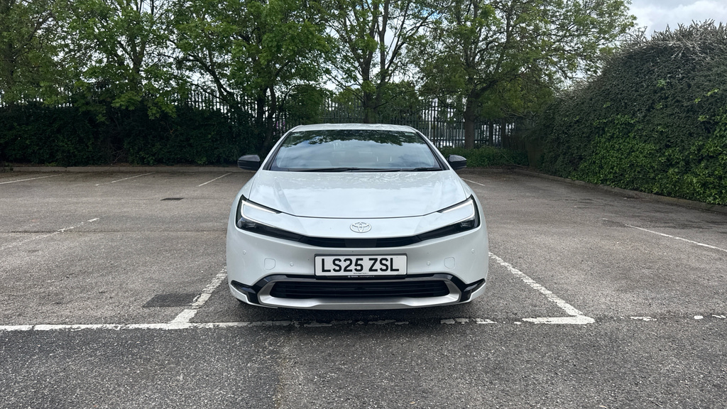 Toyota Prius Excel White #22