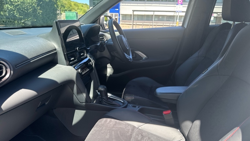 Toyota Yaris Cross 1.5 Vvt-h Gr Sport E-cvt Euro 6 Ss AK75UWW White #5
