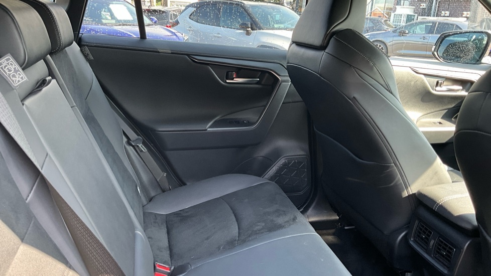 Toyota Rav 4 Gr Sport Black #8